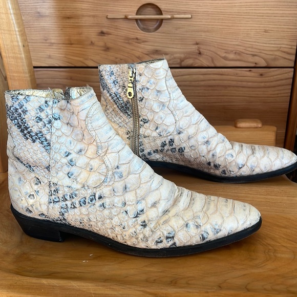 Modern Vice Palo Alto snakeskin booties 40 - Picture 1 of 6